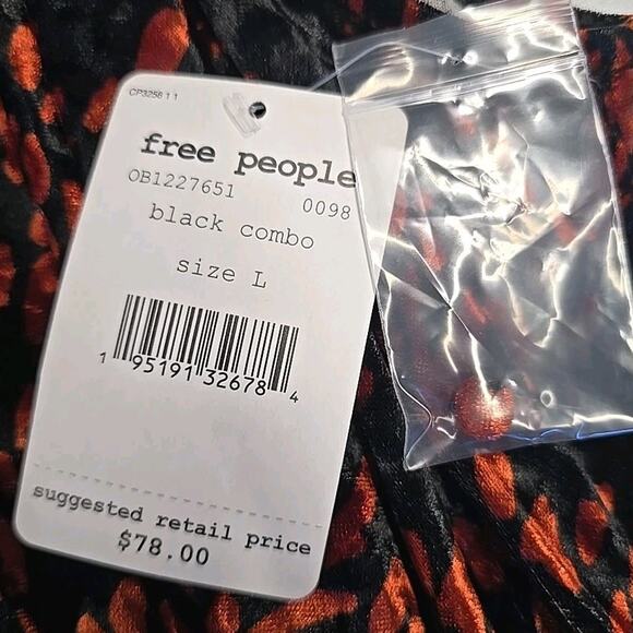 NWT Free People Womens Velvet Take A Break Halter Top Sz L Romantic Whimsigoth - Picture 8 of 12